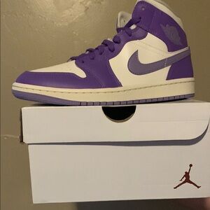 Nike Air Jordan 1 Mid Purple White Shoes